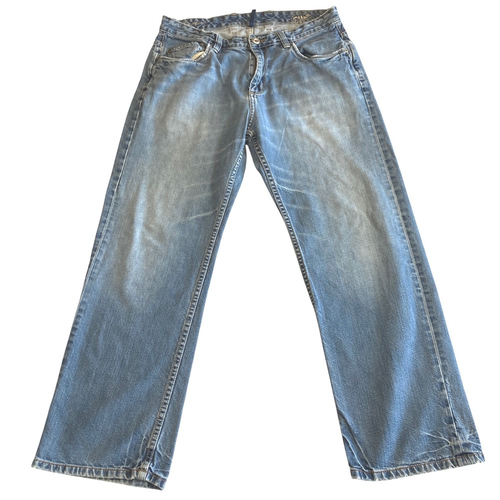 Tommy Bahama Mens Jeans 35x30 (Fits 33x28) Standard Fit Med Wash Blue Great Fade